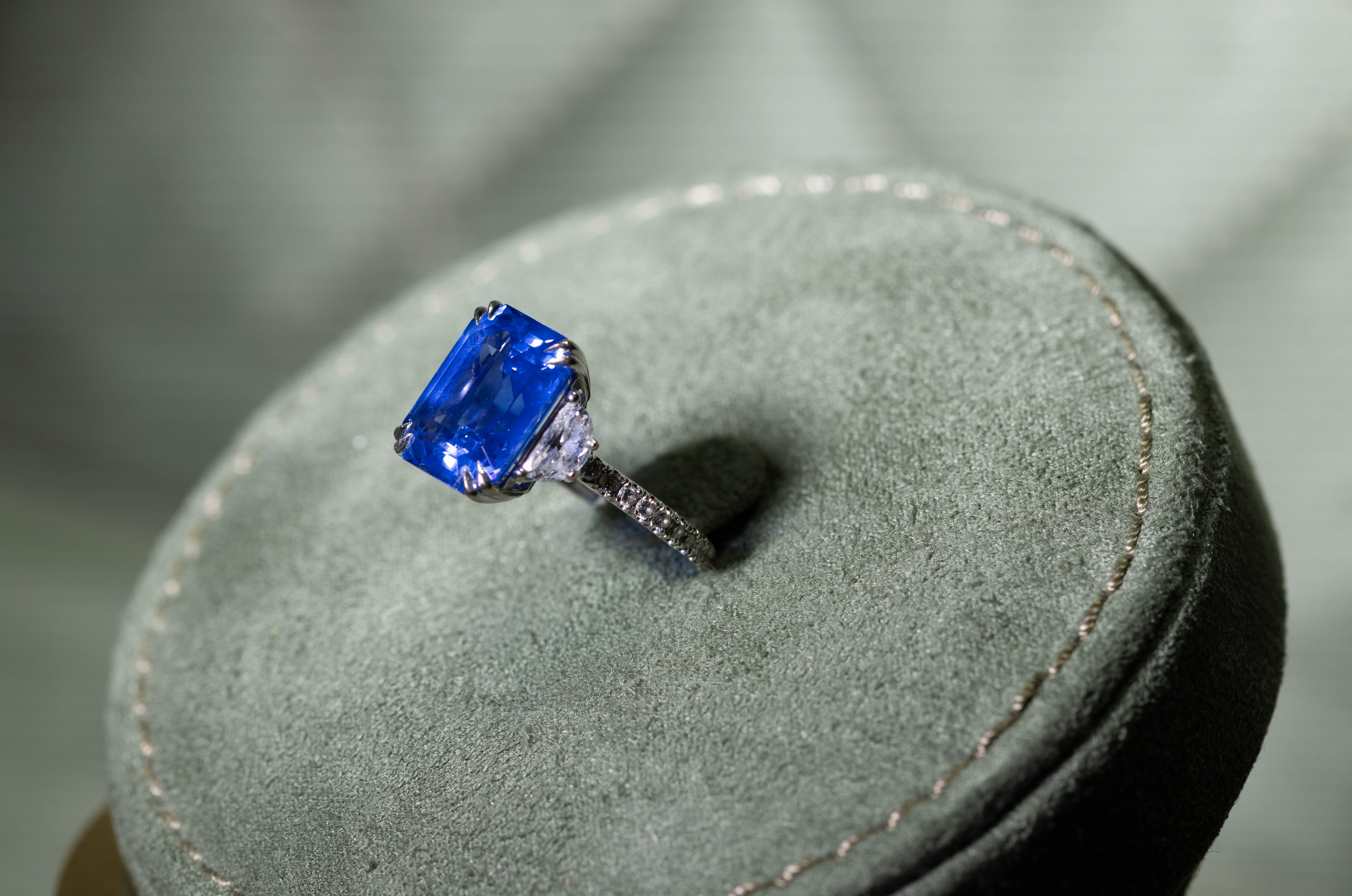 Blue stone ring